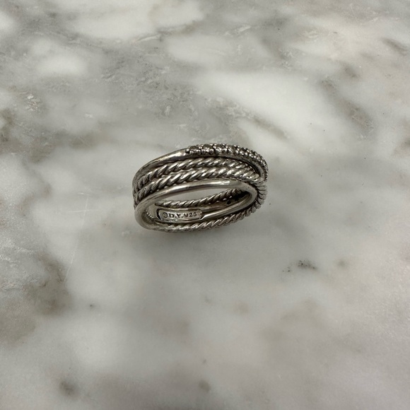 Crossover Band Ring in Sterling Silver with Pavé Diamonds - Picture 5 of 6